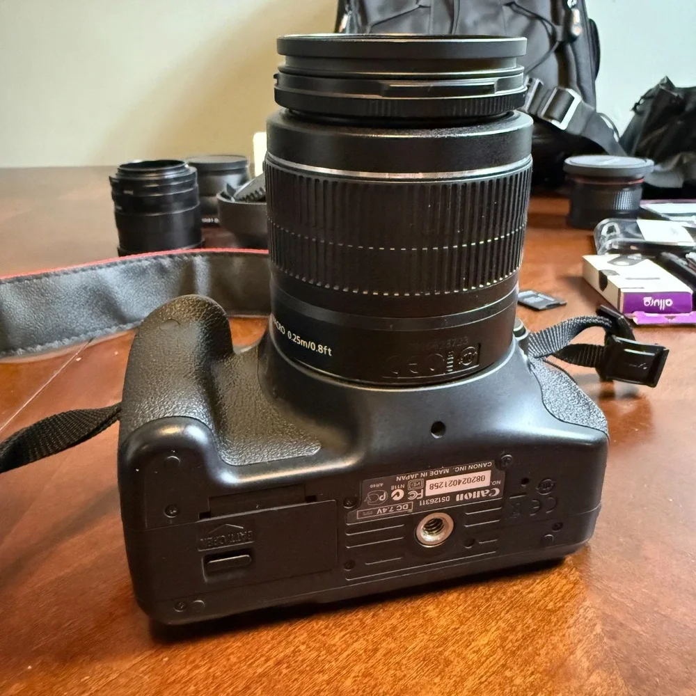 Canon EOS Rebel T3i DSLR Camera Bundle 18-55mm & 55-250mm Lenses‎ bag accesories